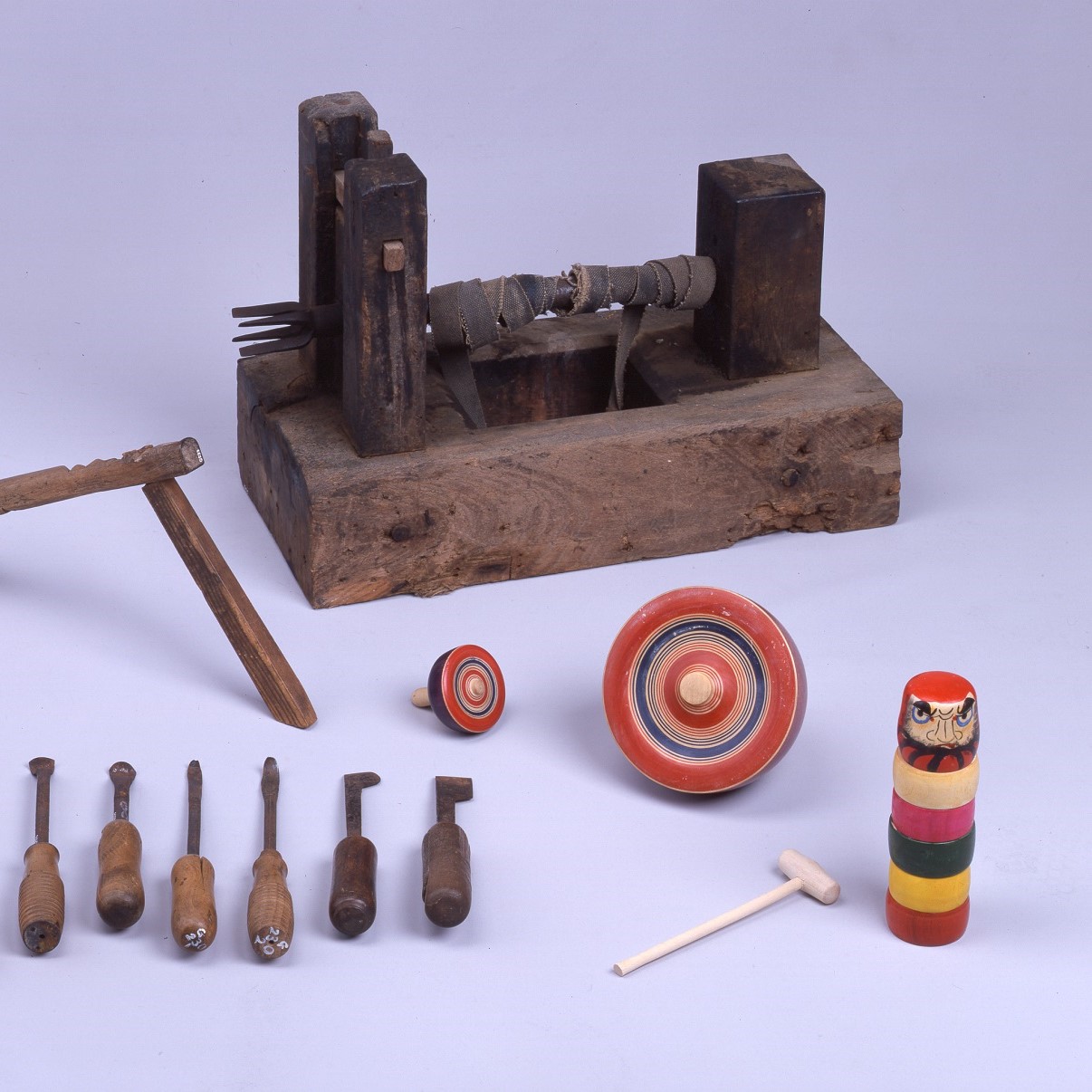 今月の逸品（1月）のご紹介「大山の木地師」